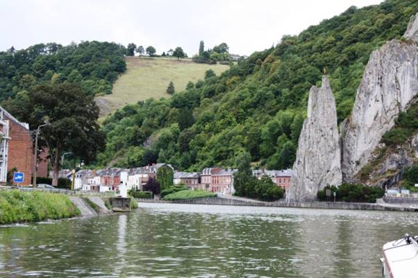 Dinant Rocher Bayard.jpg