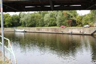 Endellion moored at Auvelais 2.jpg