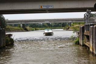 Crossing the Ringvaart.jpg