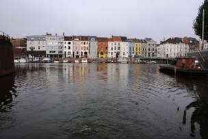 Leaving Gent marina.jpg