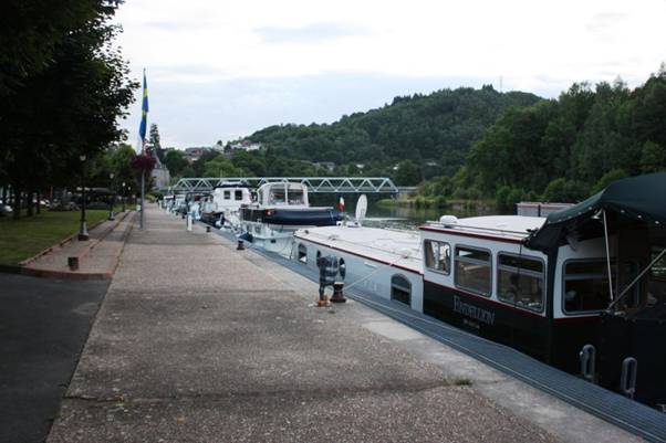 Mooring at Fumay.jpg