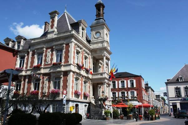 Hotel de Ville.jpg